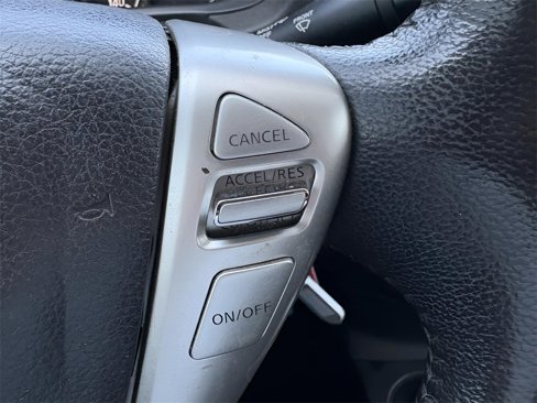 Used 2018 Nissan Versa Note SV image 21