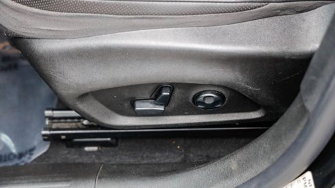 Used 2016 Jeep Renegade Limited image 22
