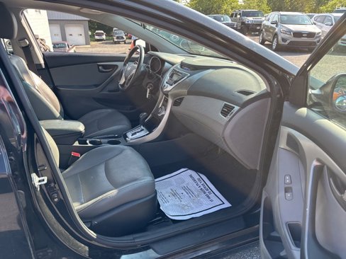Used 2011 Hyundai Elantra Limited image 9