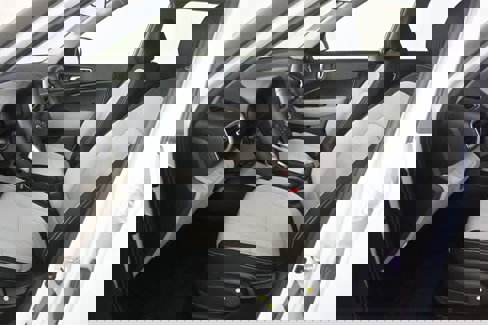 New 2025 Hyundai Venue SEL image 12