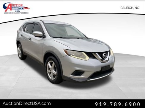 Used 2016 Nissan Rogue S image 3