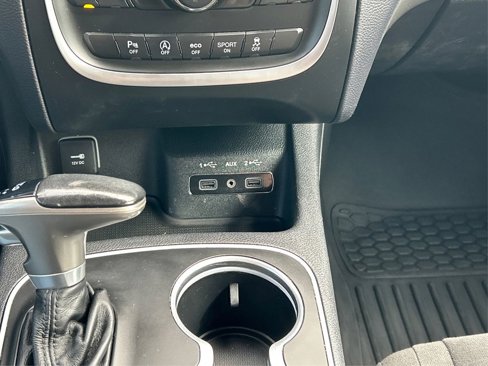 Certified 2019 Dodge Durango SXT image 44