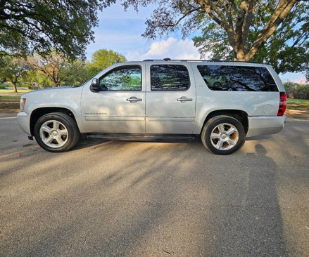 Used 2013 Chevrolet Suburban LTZ image 5