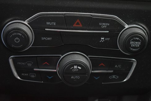Used 2017 Dodge Charger SXT w/ Rallye Group image 28