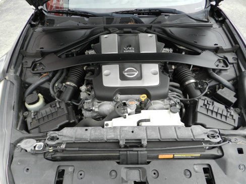 Used 2011 Nissan 370Z Roadster image 15