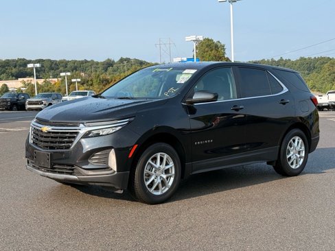 Used 2023 Chevrolet Equinox LT w/ Driver Convenience Package image 1