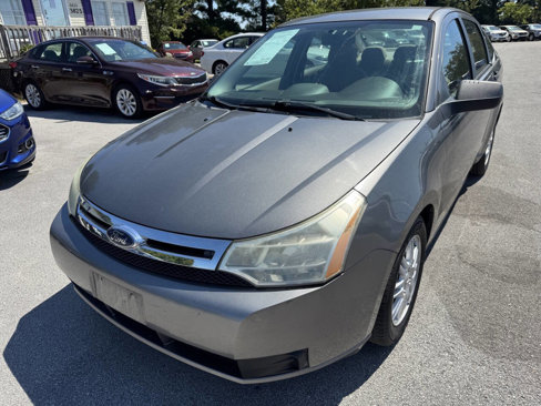 Used 2009 Ford Focus SE image 1