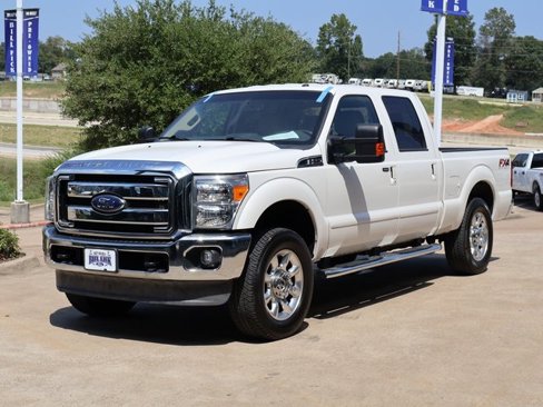 Used 2016 Ford F250 Lariat w/ Lariat Interior Package image 8