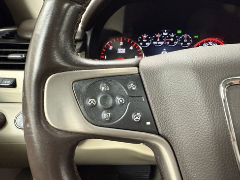 Used 2016 GMC Yukon XL Denali w/ Open Road Package image 22