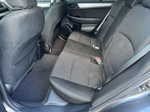 Used 2019 Subaru Outback 2.5i image 11