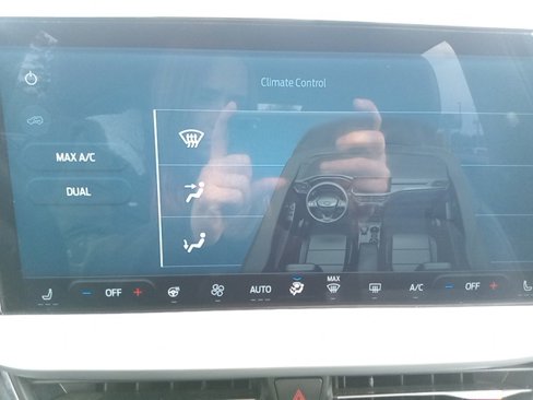 Certified 2023 Ford Escape Platinum image 42