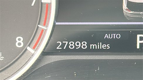 Used 2023 Nissan Rogue S image 21
