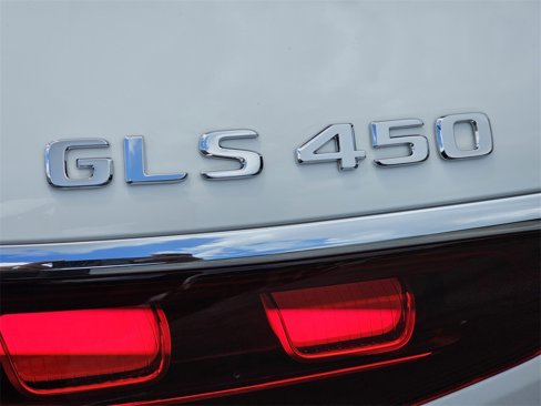 New 2025 Mercedes-Benz GLS 450 4MATIC image 12