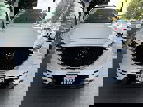 Used 2018 MAZDA CX-5 Touring image 12