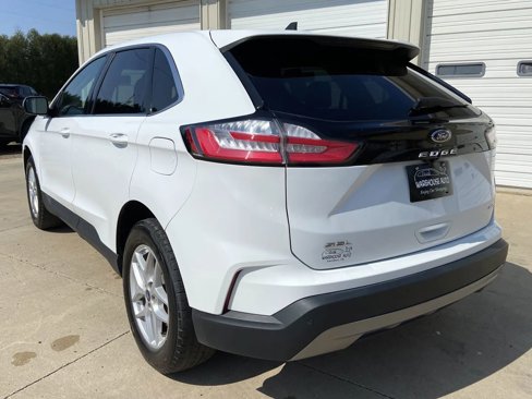Used 2022 Ford Edge SEL image 5