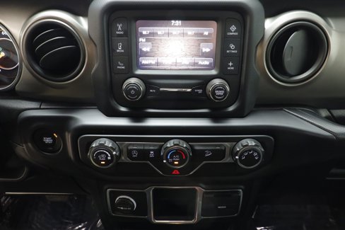 Used 2020 Jeep Wrangler Sport image 13