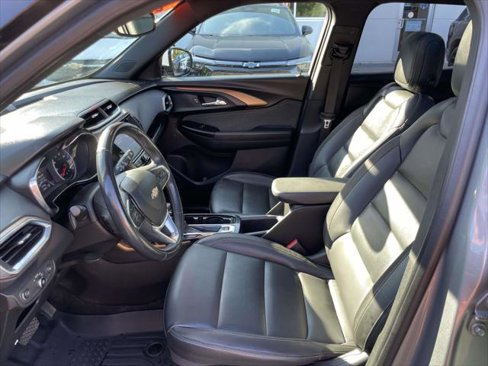 Used 2023 Chevrolet TrailBlazer ACTIV w/ Sun and Liftgate Package image 13