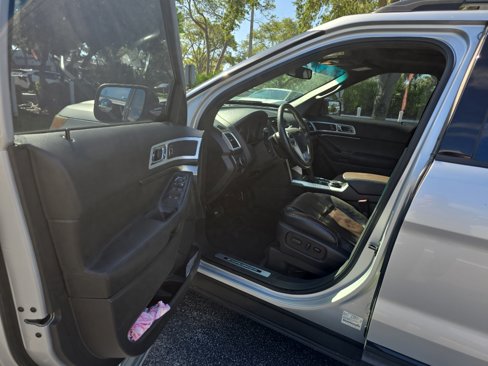 Used 2015 Ford Explorer Sport w/ Equipment Group 401A image 9