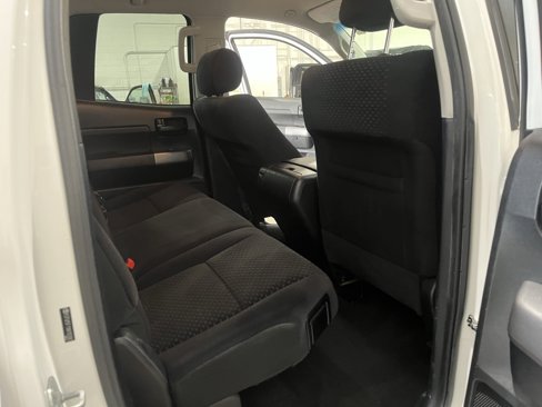 Used 2010 Toyota Tundra 4x4 Double Cab image 18