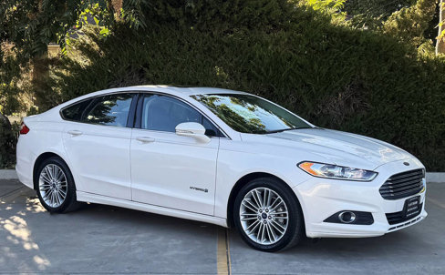 Used 2014 Ford Fusion SE w/ Equipment Group 502A image 3