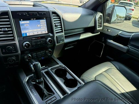 Used 2018 Ford F150 Platinum w/ Equipment Group 701A Luxury image 28