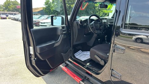 Used 2014 Jeep Wrangler Unlimited Sport w/ Quick Order Package 24S image 7