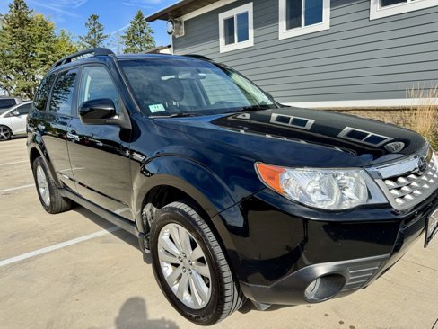 Used 2012 Subaru Forester 2.5X Limited image 2
