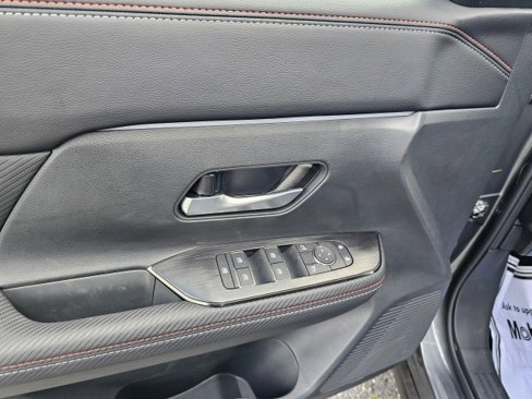 New 2025 Nissan Kicks SR w/ SR Premium Package image 27