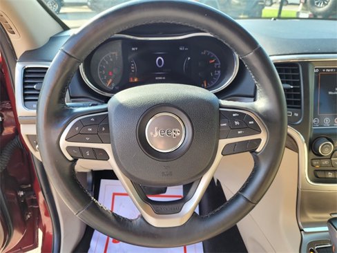 Used 2018 Jeep Grand Cherokee Laredo image 26
