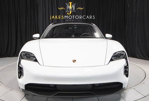 Used 2023 Porsche Taycan GTS image 3