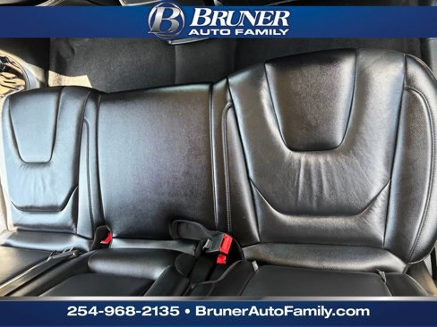 Used 2022 Ford Edge Titanium image 19