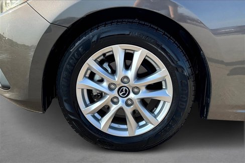 Used 2014 MAZDA MAZDA3 i Grand Touring image 8