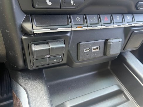 Used 2019 GMC Sierra 1500 Elevation image 24