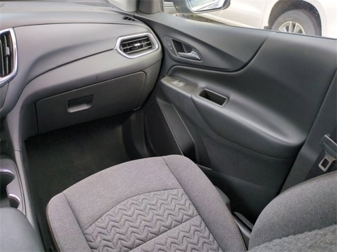 Used 2023 Chevrolet Equinox LT image 17