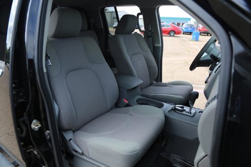 Used 2020 Nissan Frontier SV w/ Midnight Edition Floor Mats image 19