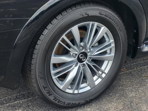 Used 2023 INFINITI QX80 Luxe image 7