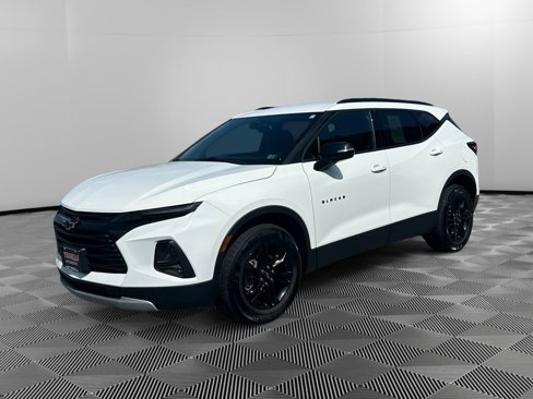 Used 2022 Chevrolet Blazer LT image 3