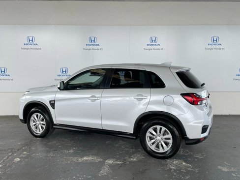 Used 2023 Mitsubishi Outlander Sport ES image 4