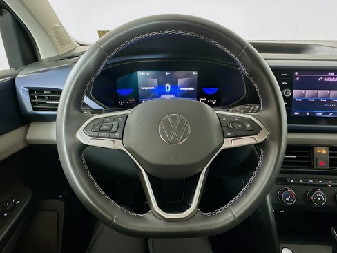 Used 2022 Volkswagen Taos SE image 11