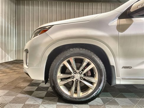 Used 2014 Kia Sorento SX image 31
