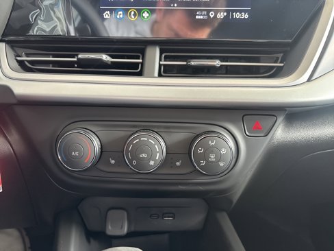New 2025 Chevrolet Trax LS w/ LS Convenience Package image 16