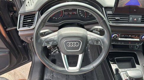 Used 2022 Audi Q5 2.0T Premium w/ Convenience Package image 11