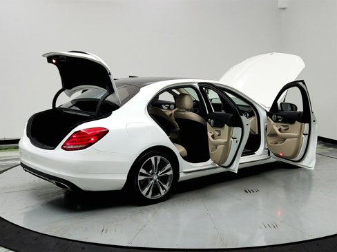 Used 2017 Mercedes-Benz C 300 Sedan image 11
