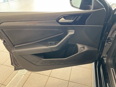 Used 2020 Volkswagen Jetta GLI Autobahn w/ GLI Autobahn Black Package image 12