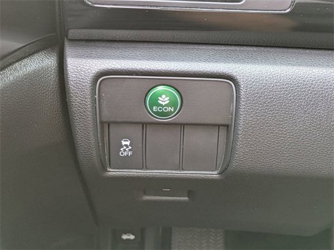 Used 2017 Honda Accord LX image 24