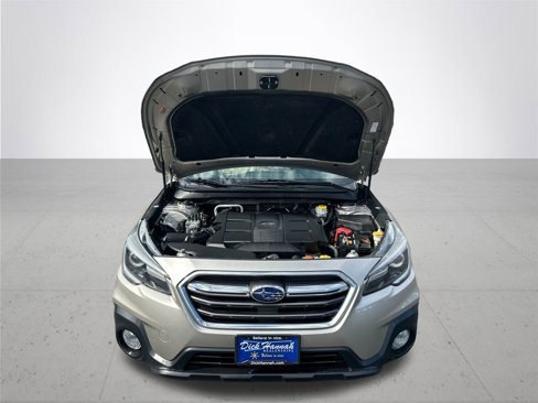 Used 2018 Subaru Outback 3.6R Limited image 4