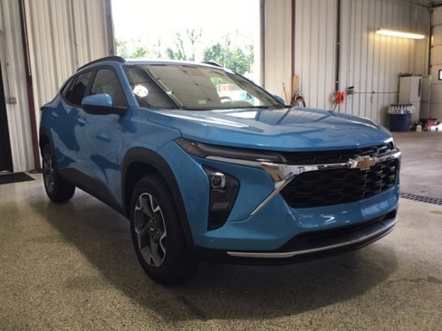 New 2025 Chevrolet Trax LT w/ Driver Confidence Package image 5