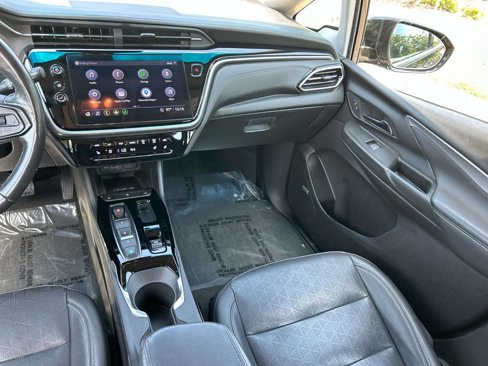 Used 2022 Chevrolet Bolt LT w/ Infotainment Package image 34