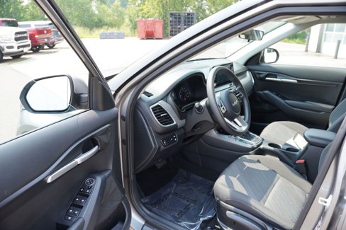 Certified 2023 Kia Seltos LX image 15