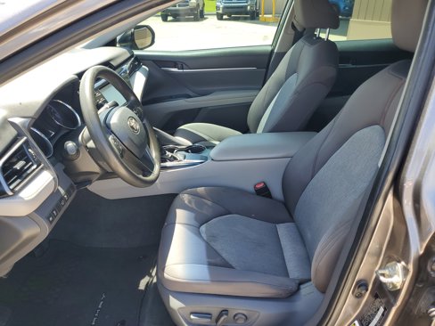 Used 2019 Toyota Camry SE image 10
